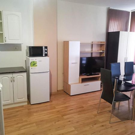 Central Apartment 4 Eski Zağra Dış mekan fotoğraf